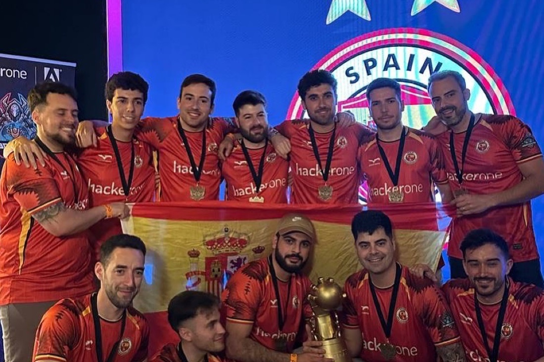 The Spanish hacker team posing with the Hacker World Cup trophy